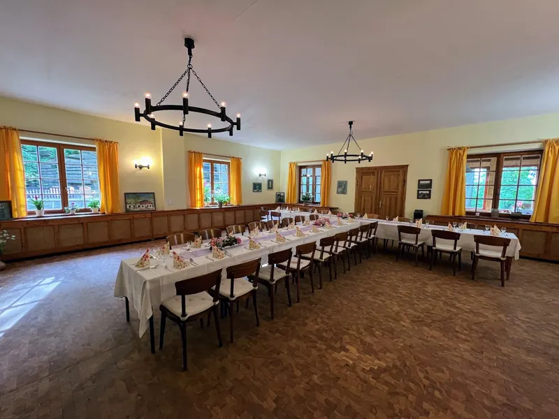 Saal der Hochsteinbaude – T-Form